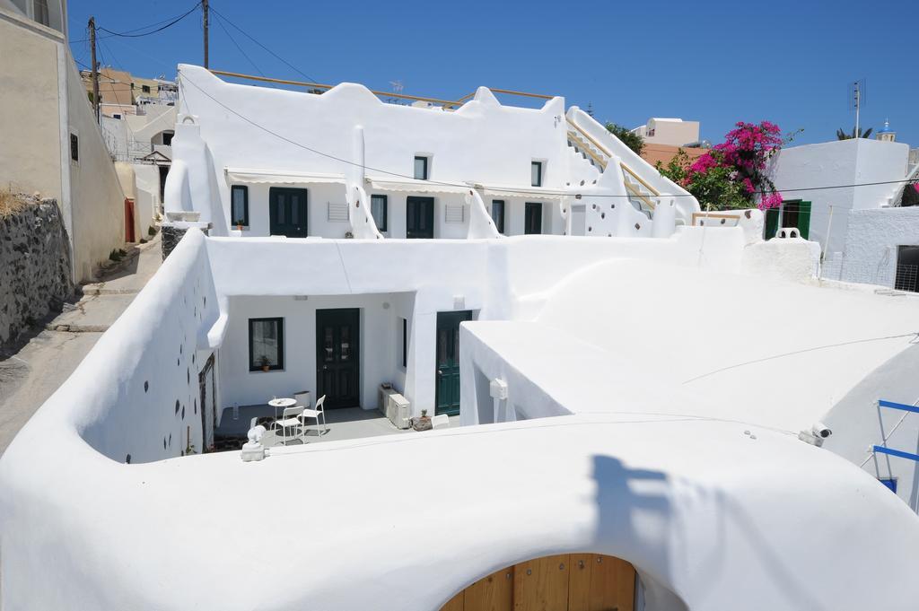 Aparthotel Manias Residences 3*