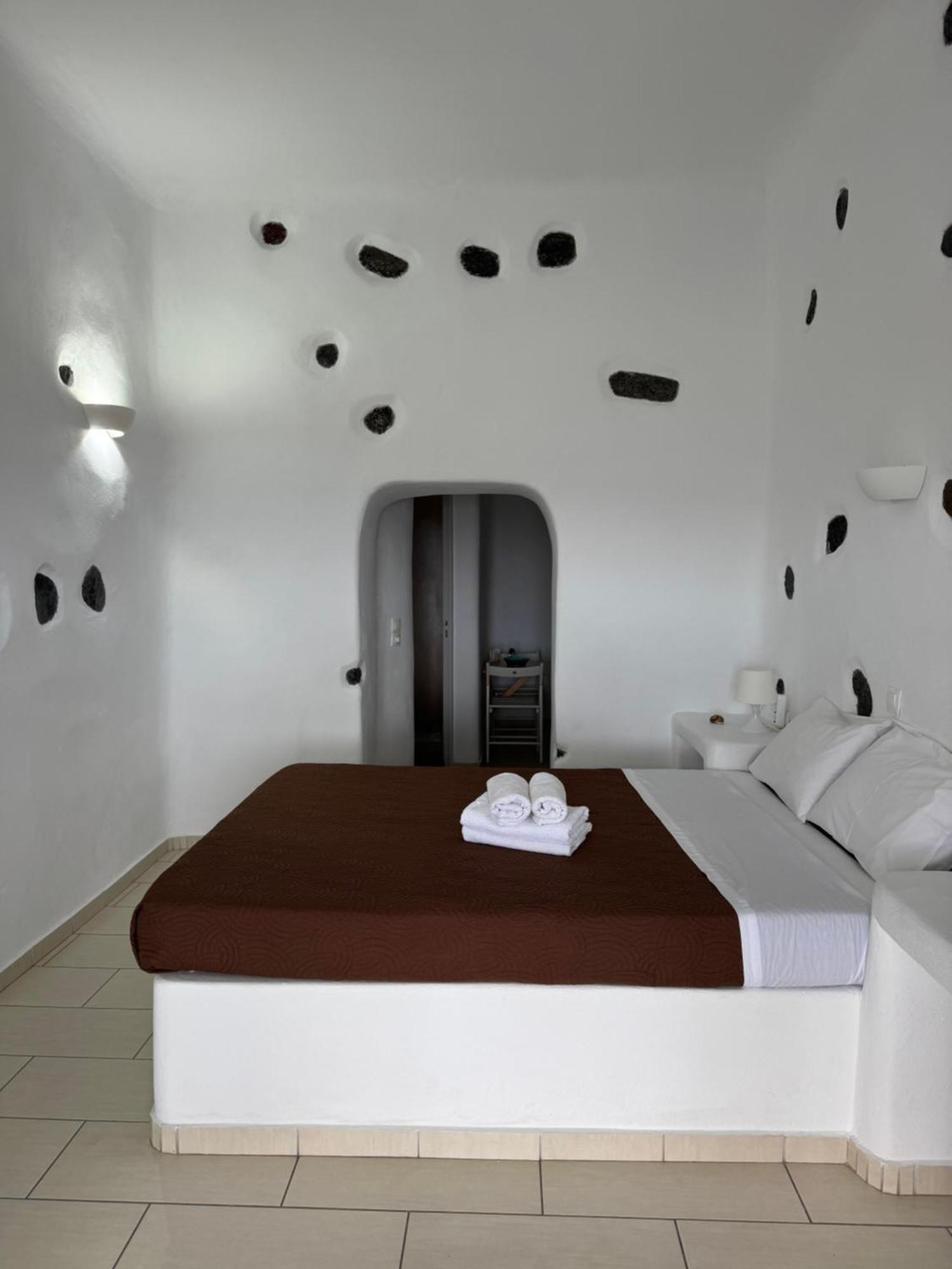 Manias Residences