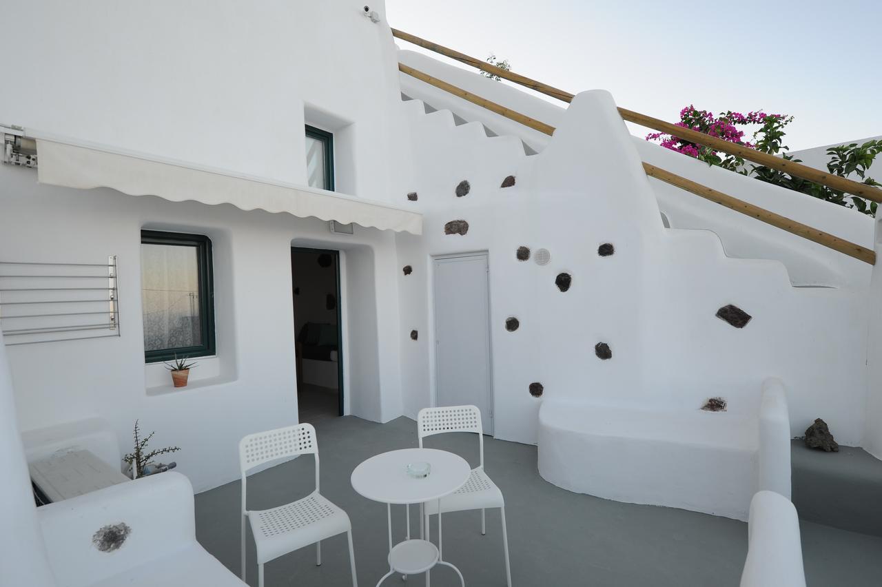 Manias Residences Aparthotel