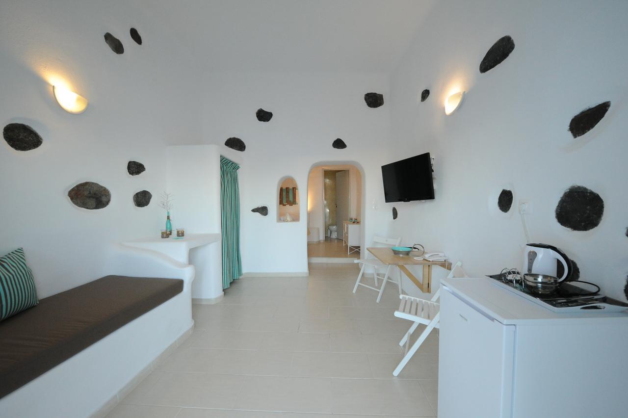 Manias Residences