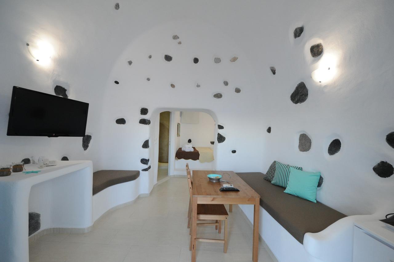 Manias Residences